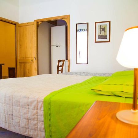Bed & Breakfast Il Castellino Santo Stefano di Camastra Luaran gambar